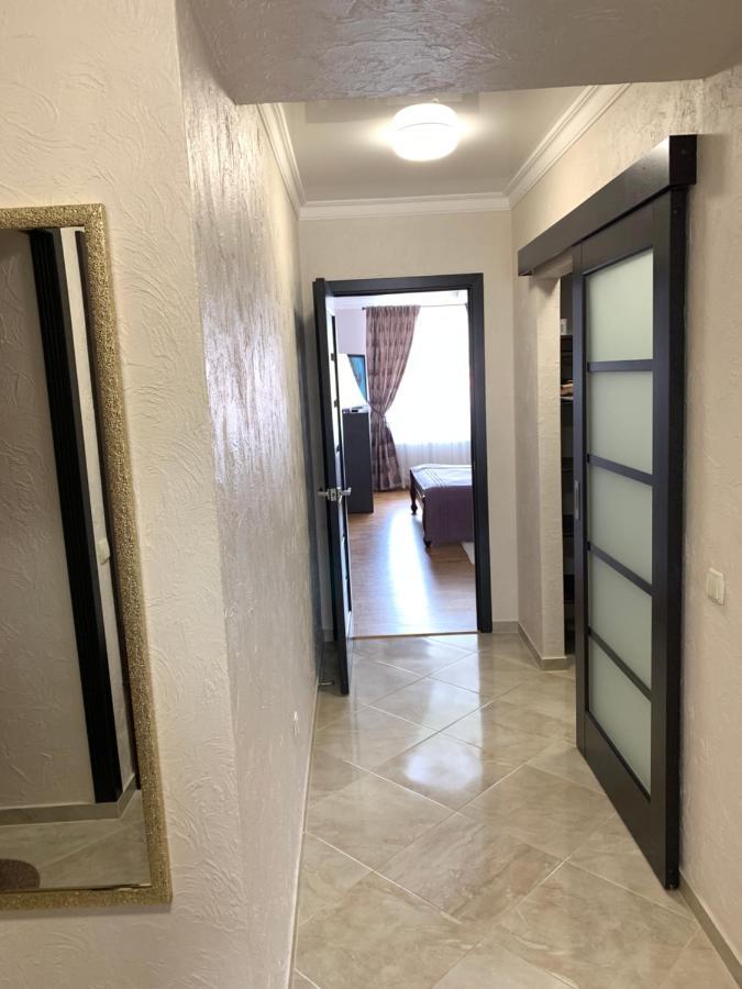 Центр. Поруч Парк Та Став Apartment Ternopil Exterior photo